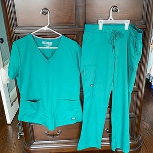 Emerald Green Scrub Set